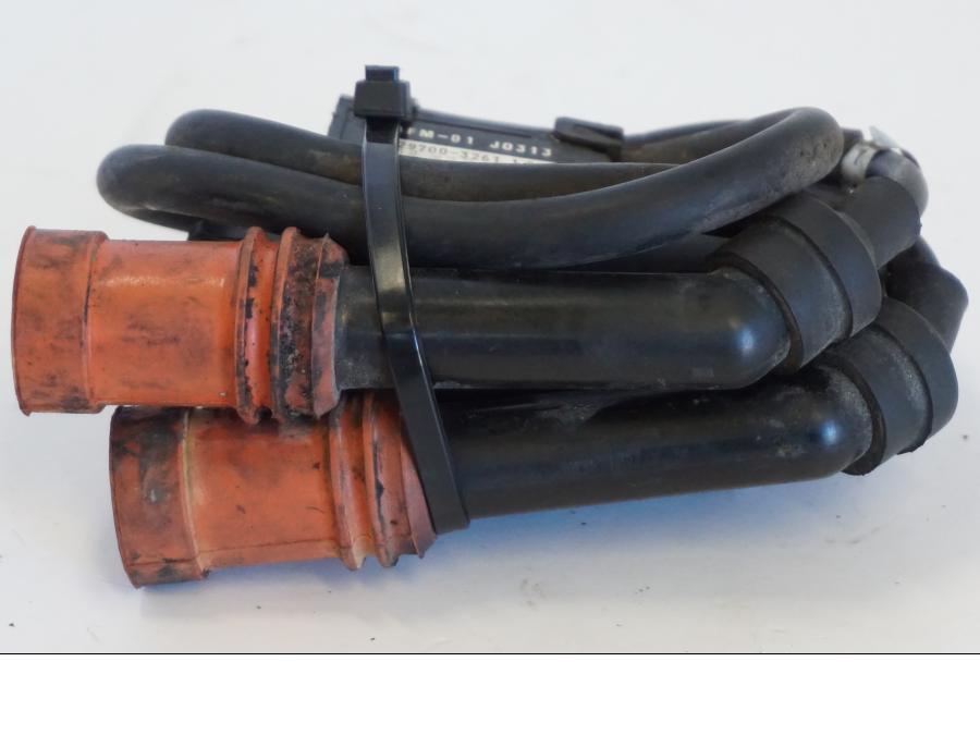 Höger sida på Tändspole från en Yamaha YZF 1000 R -1997 motorcykel.