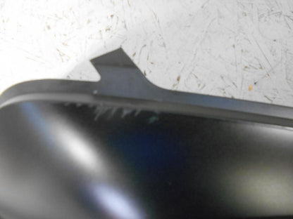 Baksidan på Bensintankskåpa från en KTM 125 Duke -2015 motorcykel.