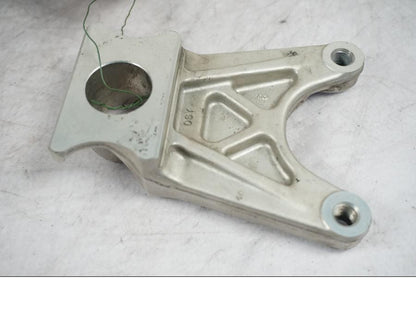 Höger sida på Bromsoksfäste från en Yamaha YZF 1000 R1 -2001 motorcykel.