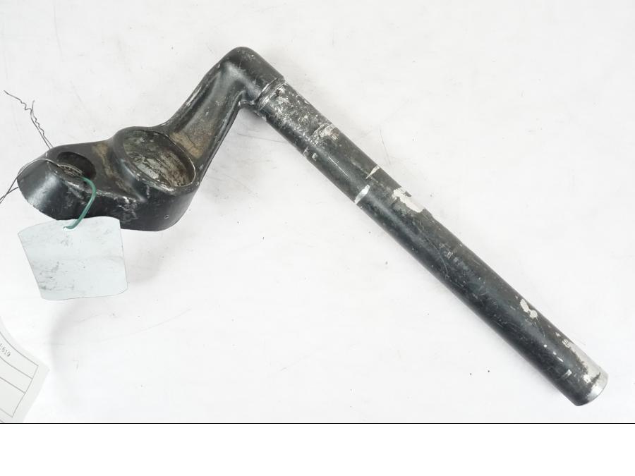 Framsidan på Styre från en Suzuki GSX 400 -1983 motorcykel.