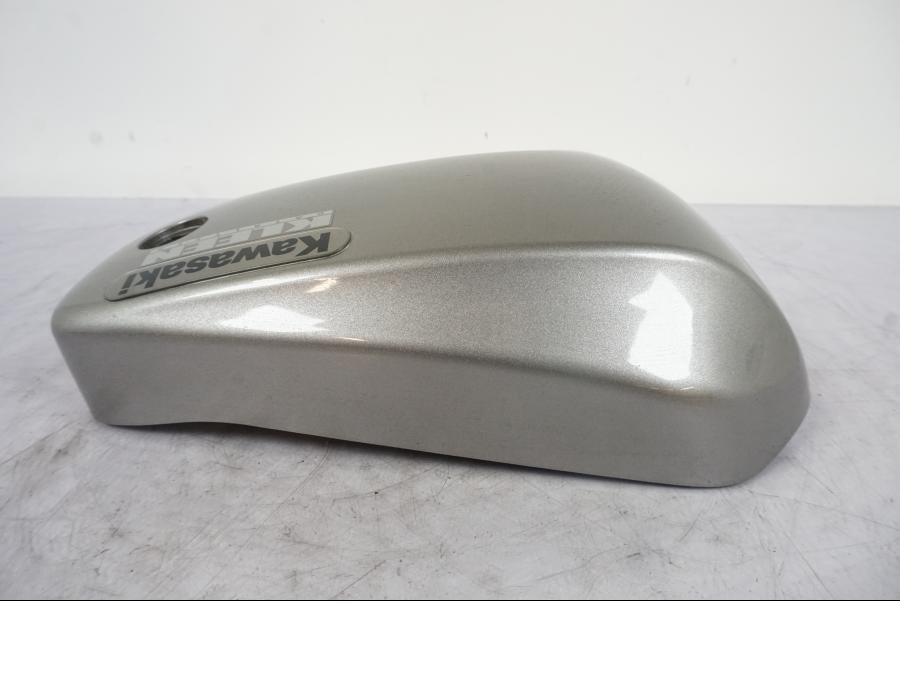 Vänster sida på Sidopanel från en Kawasaki VN 1500 -2003 motorcykel.
