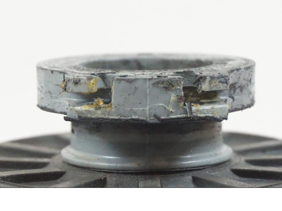 Höger sida på Gasrulle från en Kawasaki ZX-6R -2006 motorcykel.