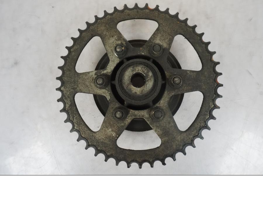 Baksidan på Drevfäste från en Kawasaki Versys 650 -2014 motorcykel.