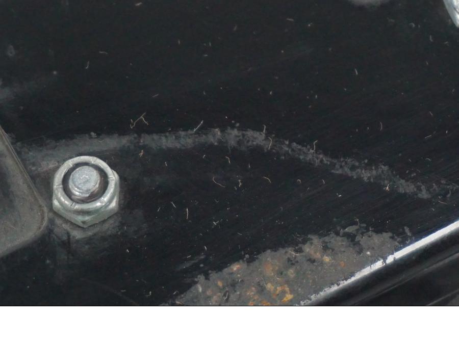 Vänster sida på Larm från en H-D Softail Standard FXST -2001 motorcykel.