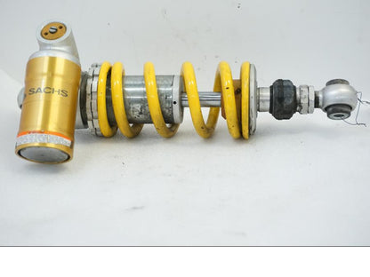 Framsidan på Stötdämpare från en Aprilia RSV 1000 -2010 motorcykel.