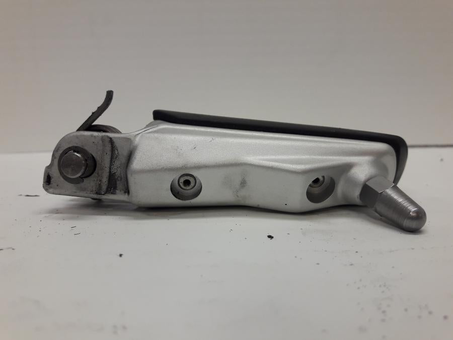 Höger sida på Fotpinne från en BMW R 1250 RS -2020 motorcykel.