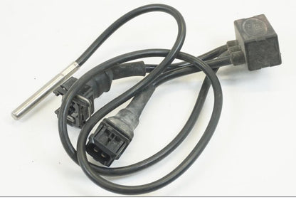 Baksidan på Temperatursensor från en Husqvarna TR 650 Strada -2012 motorcykel.