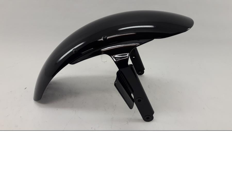 Baksidan på Framskärm från en H-D Softail Breakout FXSB -2017 motorcykel.