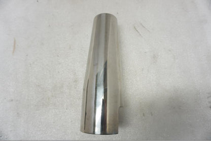 Baksidan på Gaffelbendekor från en Suzuki VL 800 -2004 motorcykel.