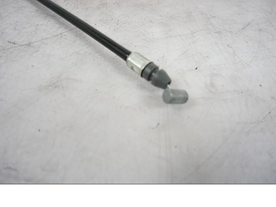 Vänster sida på Sadellåsmekanism från en Kawasaki Z 800 -2014 motorcykel.