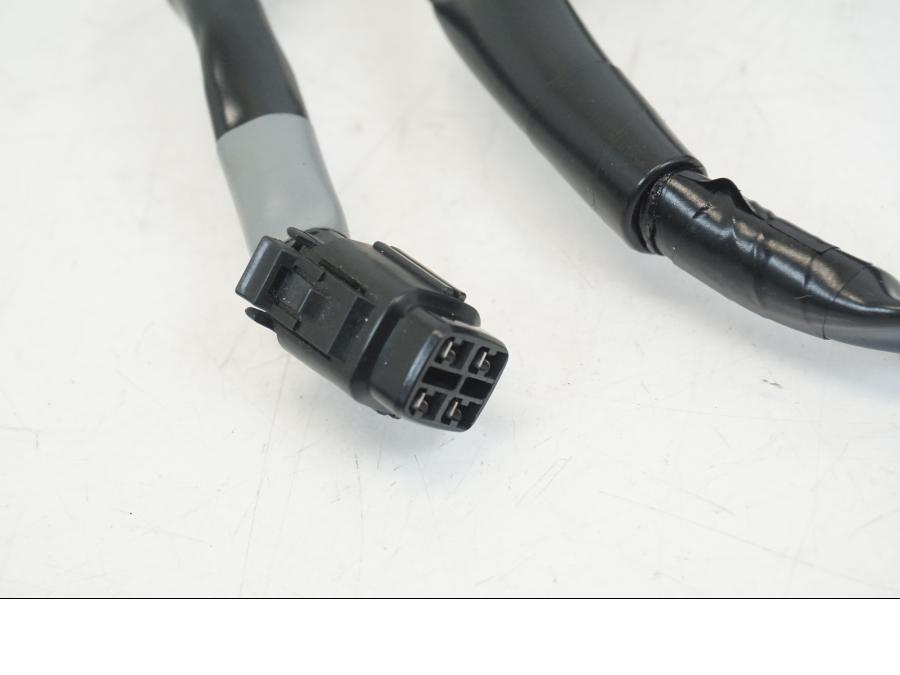 Höger sida på Bromsljuskontakt från en Yamaha MT-09 Tracer -2021 motorcykel.