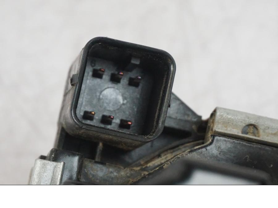 Snett uppifrån på Spjällhus från en BMW R 1200 GS -2018 motorcykel.