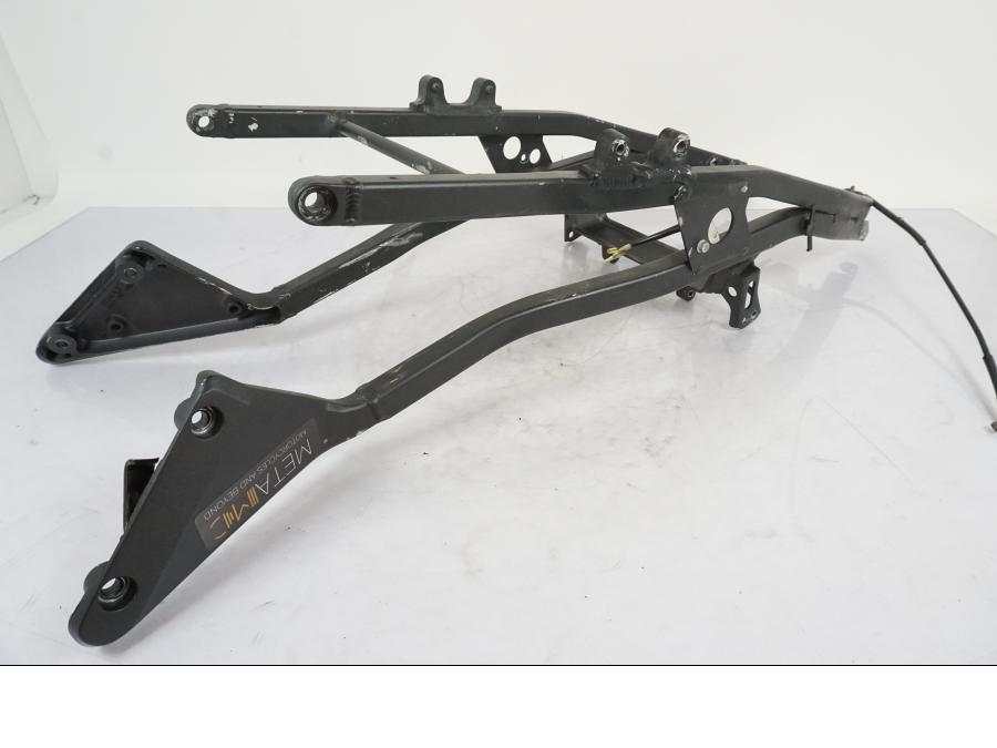 Framsidan på Bakram från en Honda CBR 900 RR -2003 motorcykel.