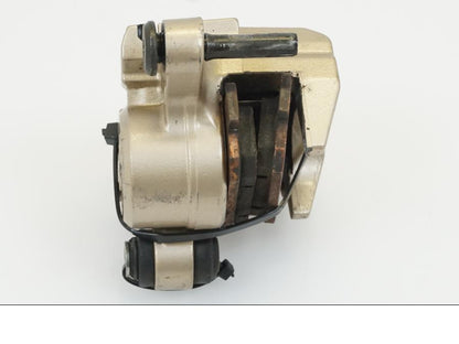 Snett nerifrån på Bromsok från en Honda XRV 750 -2003 motorcykel.