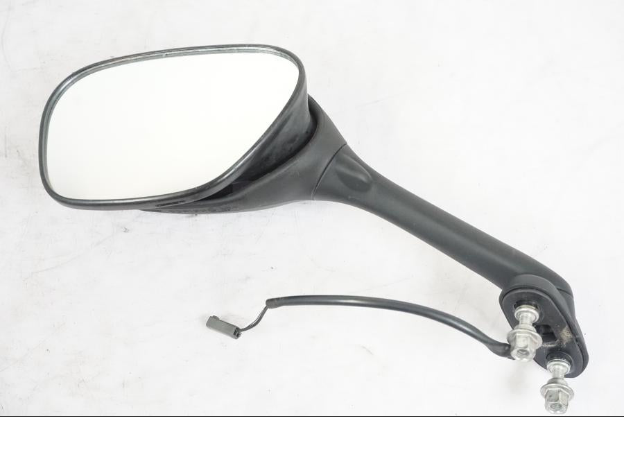 Framsidan på Backspegel från en Suzuki GSX-R 750 -2007 motorcykel.