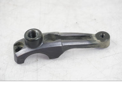 Framsidan på Backspegelfäste från en BMW R 1200 GS -2005 motorcykel.