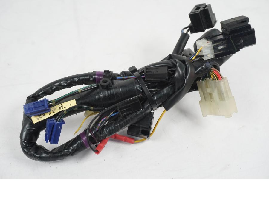 Extrabild1 på Kablage från en Yamaha YZF 1000 R1 -2007 motorcykel.