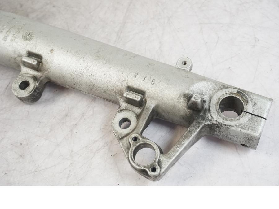 Extrabild3 på Gaffelben från en BMW R 1100 RS -1996 motorcykel.