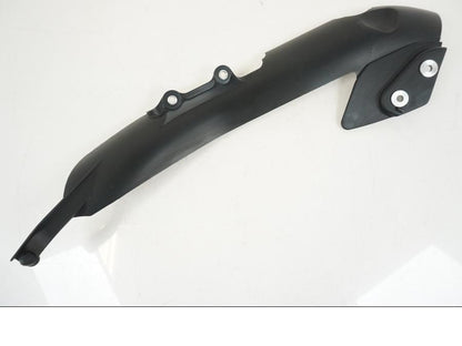 Framsidan på Värmeskydd från en Yamaha YZF 1000 R1 -2006 motorcykel.