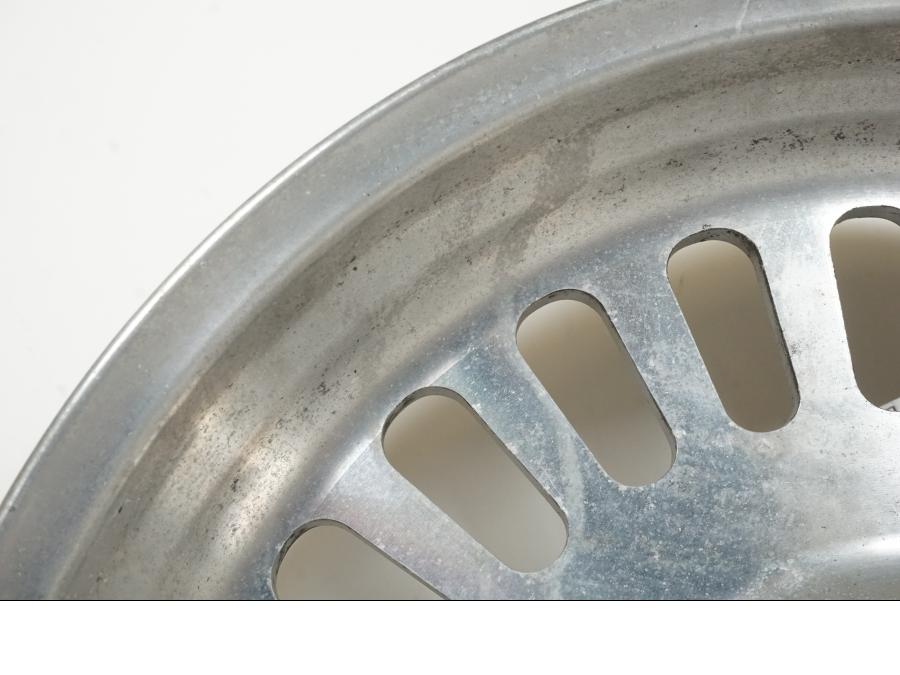 Extrabild4 på Fälg från en Triumph Rocket III -2011 motorcykel.