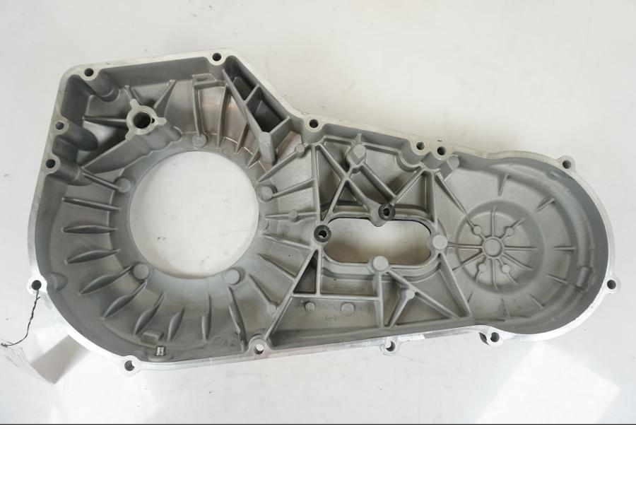 Extrabild2 på Transmissionskåpa från en H-D Softail Standard FXST -2001 motorcykel.