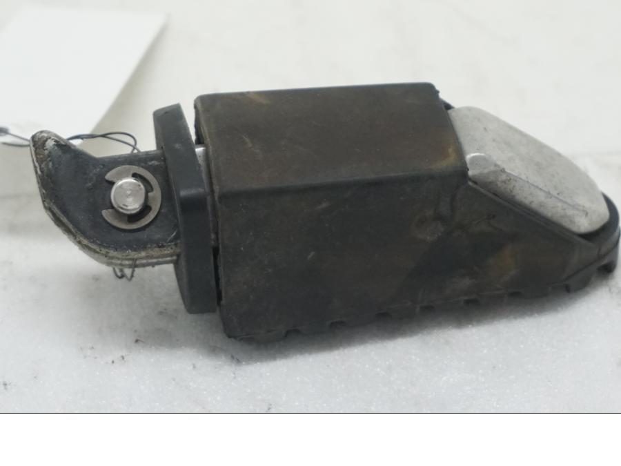 Baksidan på Fotpinne från en Triumph Tiger Explorer -2012 motorcykel.