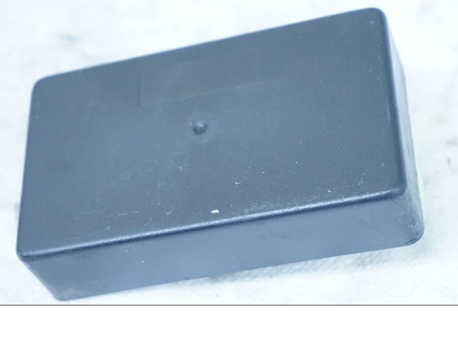 Framsidan på CDI / ECU från en Honda XL 600 V -1994 motorcykel.