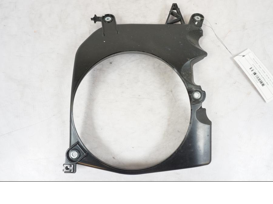 Framsidan på Vattenkylkåpa från en Triumph Tiger 1200 -2018 motorcykel.