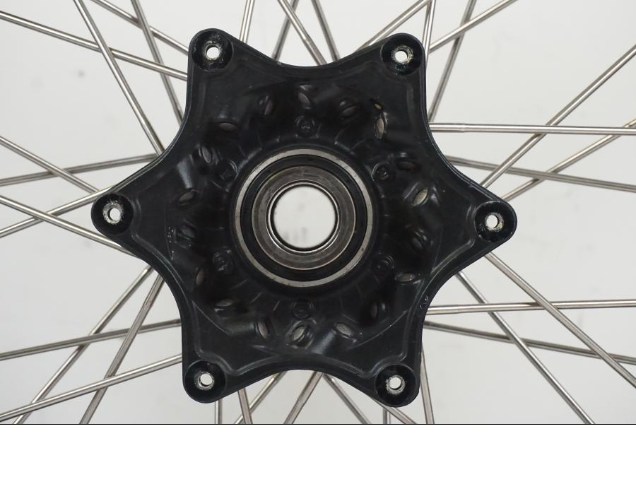 Extrabild2 på Fälg från en Husqvarna 701 SUPERMOTO ABS -2016 motorcykel.