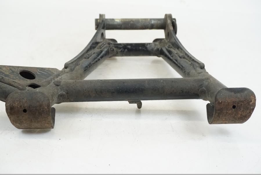 Snett uppifrån på Centralstöd från en Honda ST 1300 -2002 motorcykel.