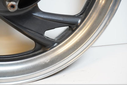 Extrabild3 på Fälg från en Yamaha TDM 850 -1996 motorcykel.