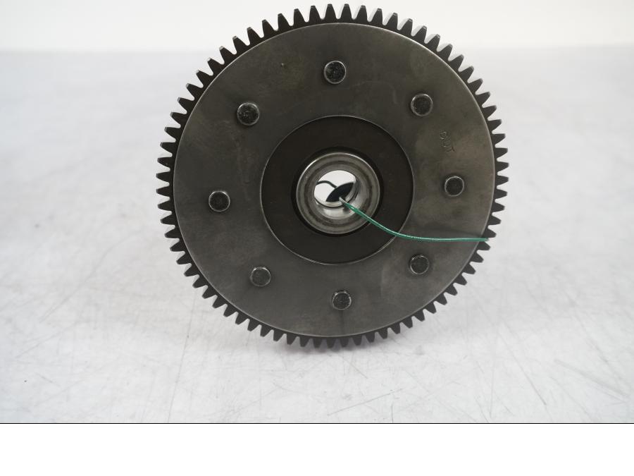 Höger sida på Kopplingskorg från en KTM 125 Duke -2017 motorcykel.