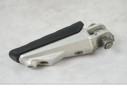 Baksidan på Fotpinne från en BMW R 1200 R -2007 motorcykel.