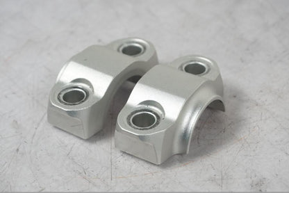 Höger sida på Styrfäste från en KTM 690 SM R -2009 motorcykel.