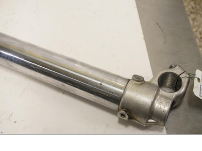 Baksidan på Gaffelben från en KTM 625 SMC -2005 motorcykel.