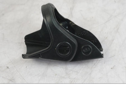 Framsidan på Kopplingsgrepp från en KTM 690 Enduro -2023 motorcykel.