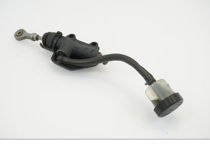 Höger sida på Bromshuvudcylinder från en KTM 690 Duke -2012 motorcykel.