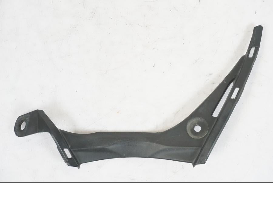 Framsidan på Magkåpa från en Suzuki GSX-S 1000 -2017 motorcykel.