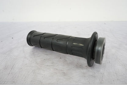 Framsidan på Gasreglage från en Kawasaki ER-6N -2008 motorcykel.