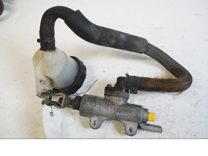 Framsidan på Bromshuvudcylinder från en Honda CBR 1100 XX -1998 motorcykel.