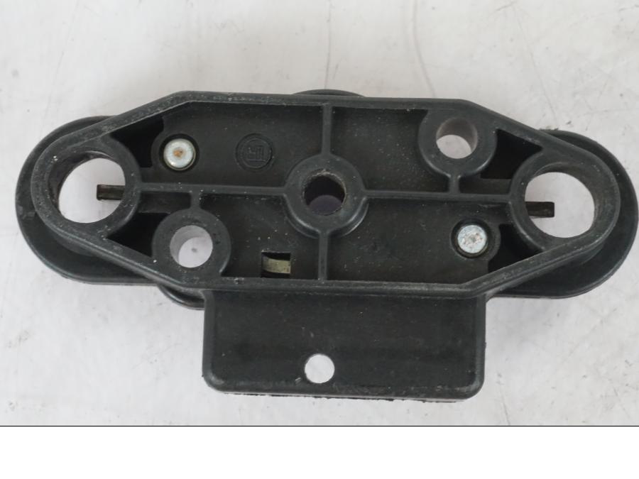 Snett uppifrån på Sadellåsmekanism från en Suzuki GSX-R 750 -2007 motorcykel.