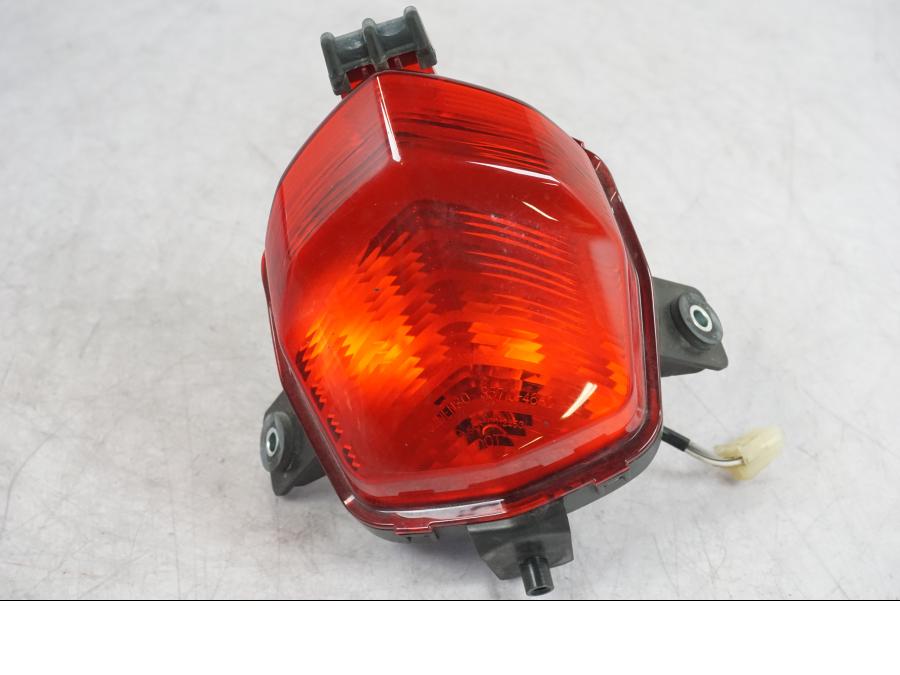 Baksidan på Baklampa från en Suzuki GSF 1250 -2010 motorcykel.