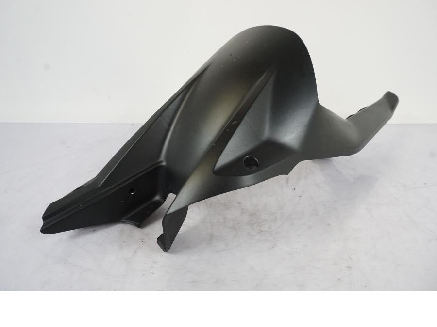 Framsidan på Svingskärm från en KTM 1290 Super Duke -2019 motorcykel.