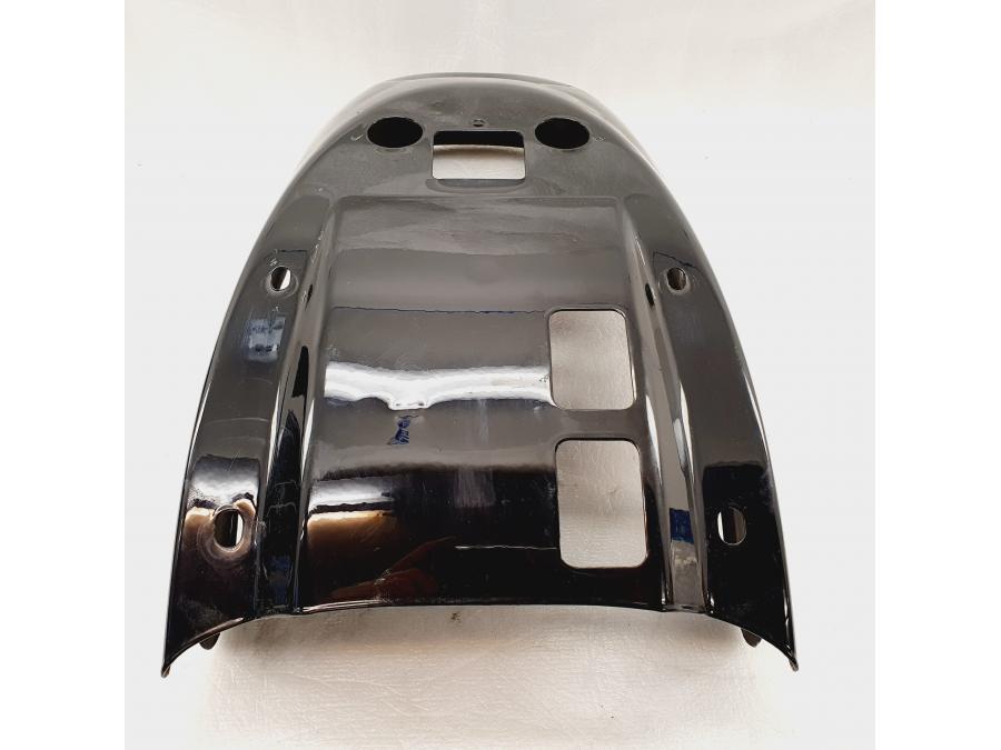 Vänster sida på Bakskärm från en H-D V-Rod 1130 -2005 motorcykel.