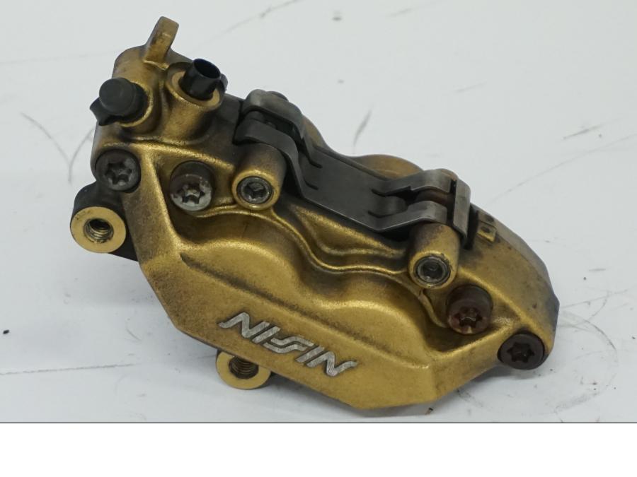 Framsidan på Bromsok från en Honda CBR 900 RR -2002 motorcykel.