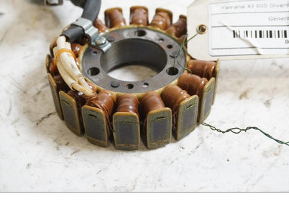 Baksidan på Generator från en Yamaha XJ 600 Diversion -1992 motorcykel.