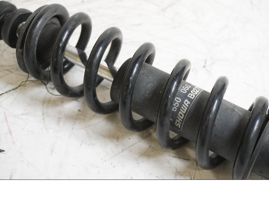 Höger sida på Stötdämpare från en BMW R 1150 RT -2003 motorcykel.