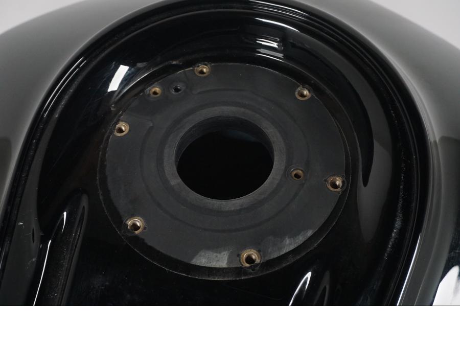 Extrabild3 på Bensintank från en KTM 1290 Super Duke R -2015 motorcykel.