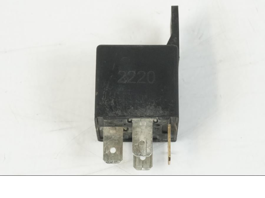 Baksidan på Relä från en AJP PR7 -2021 motorcykel.