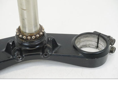 Höger sida på Gaffelkrona från en Kawasaki ZX-12R -2000 motorcykel.